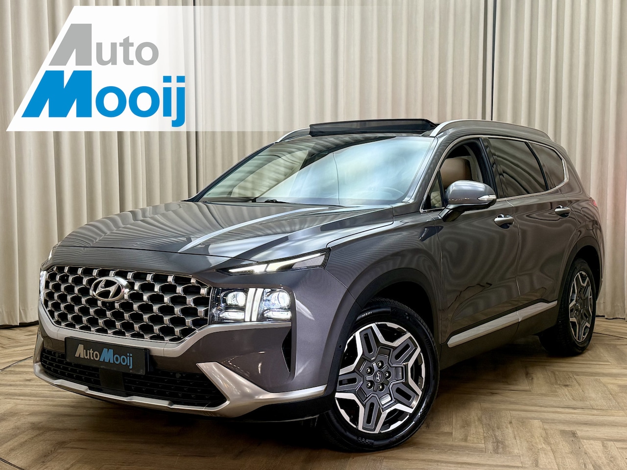 Hyundai Santa Fe - 1.6 T-GDI HEV Premium Sky Full Option / Stoelkoeling / Panoramadak / HUD / Memory / Keyles - AutoWereld.nl