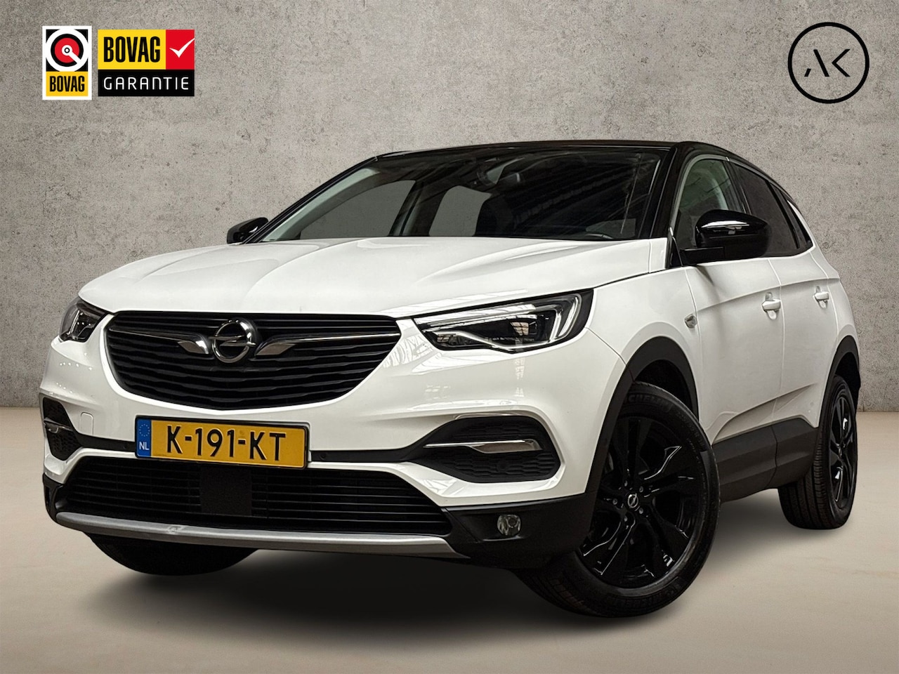 Opel Grandland X - 1.2 Turbo Sport (APPLE CARPLAY, GROOT NAVI, ZWART DAK, CLIMATE, CAMERA, LEDER, SPORTSTOELE - AutoWereld.nl
