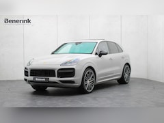 Porsche Cayenne - 4.0 Turbo S E-Hybrid | Head-up | Soft-Close | PCCB | Achterasbesturing | Panoramadak | Nac