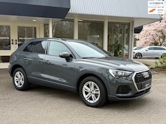 Audi Q3 - 45 TFSI e S Edition pdc/stoelverw/dodehoek/carplay