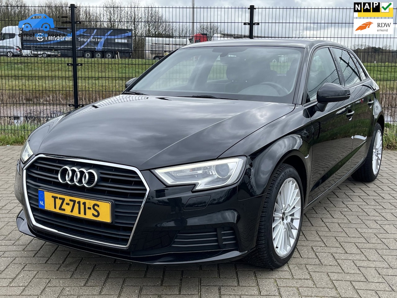 Audi A3 Sportback - 30 TFSI Pro Line NAVI | Cruise Control | Dealer onderhouden - AutoWereld.nl