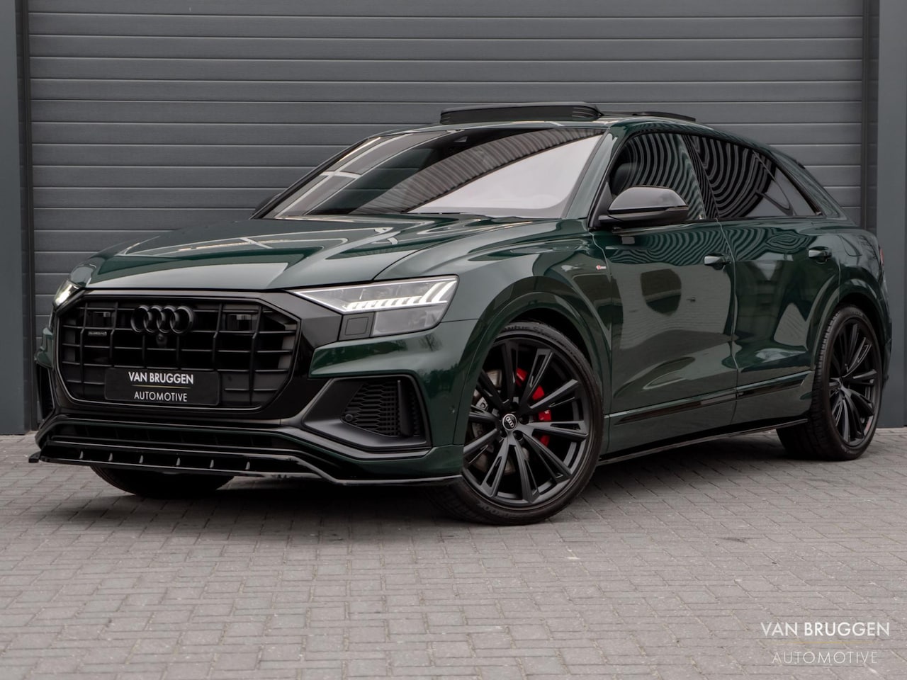 Audi Q8 - 55 TFSI e quattro S-Line Pano RS-Stoelen Goodwood 23" Softclose Nachtzicht - AutoWereld.nl