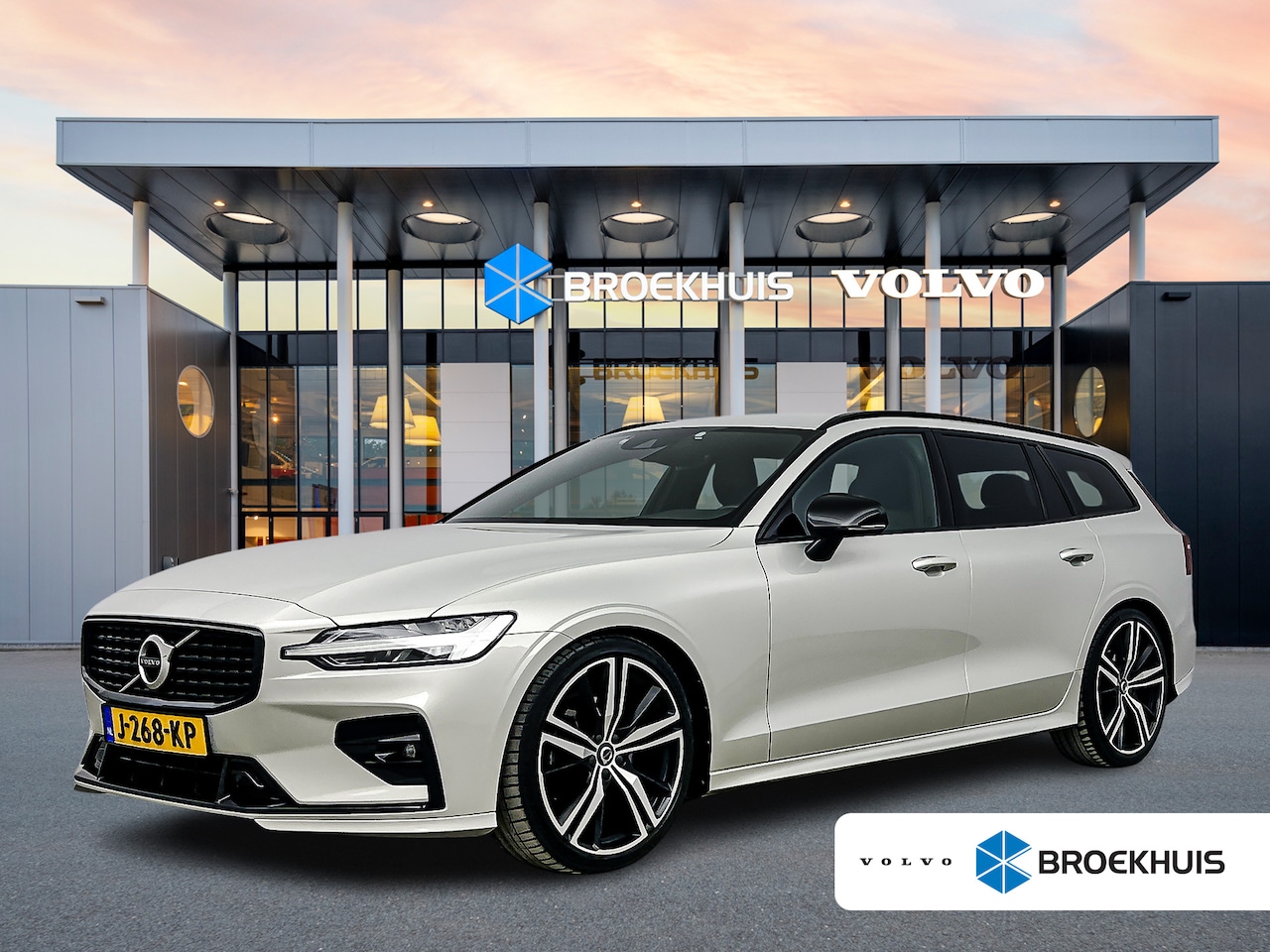 Volvo V60 - B3 R-Design | 20" | Exterior Styling Pack | Elektr. verst. best. Stoel | Parkeercamera | S - AutoWereld.nl