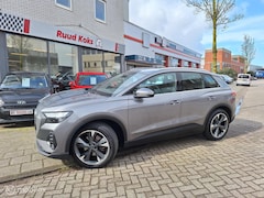 Audi Q4 e-tron - 35 LAUNCH EDITION 55 kWh / 1e Eigenaar /
