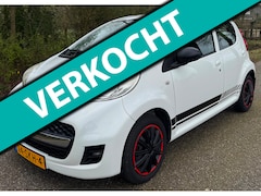 Peugeot 107 - 1.0-12V XS 5-DRS AIRCO NAP 2011 ZEER NETTE AUTO