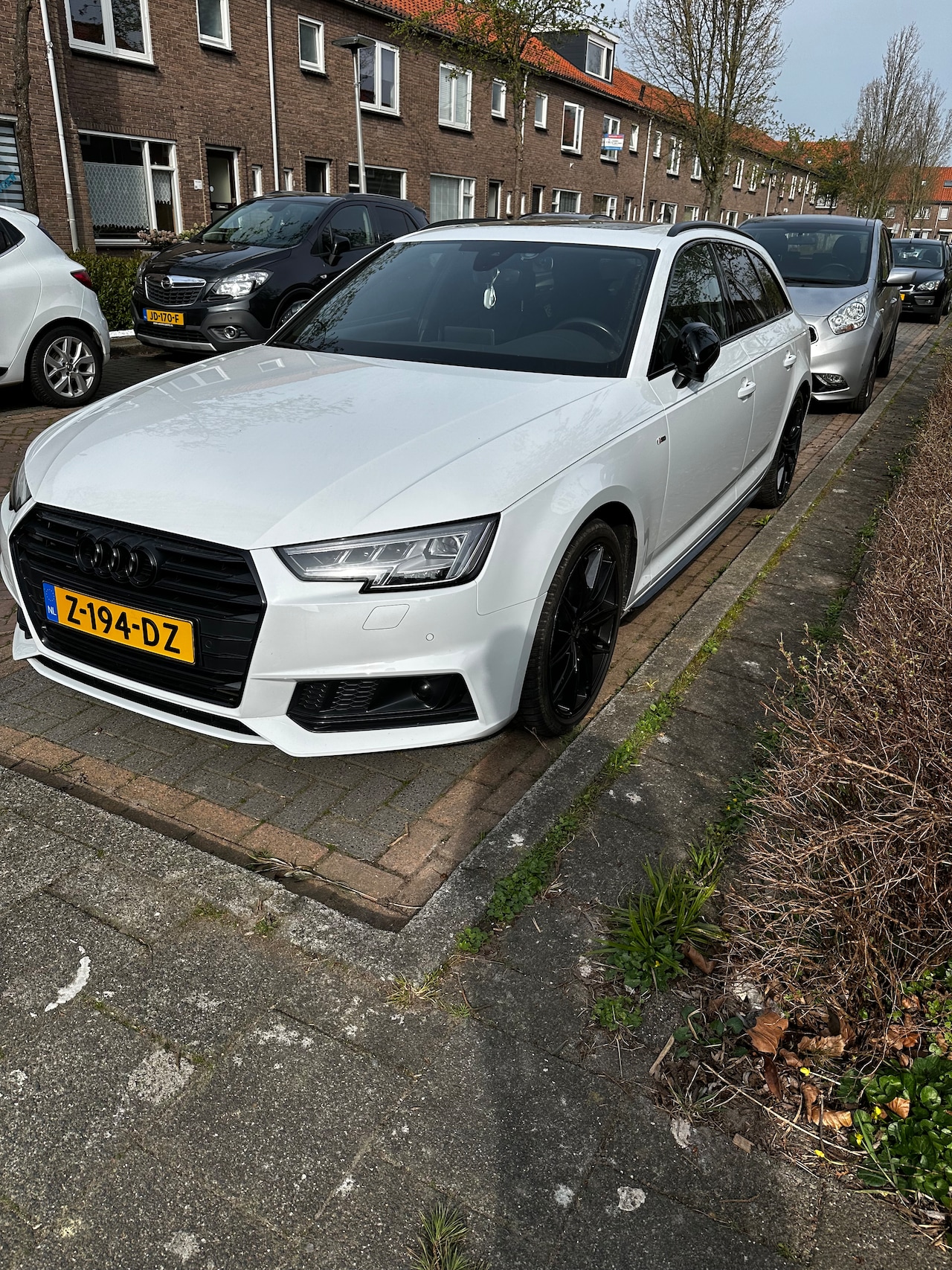 Audi A4 Avant - 2.0 TFSI ultra Design Pro Line Plus - AutoWereld.nl