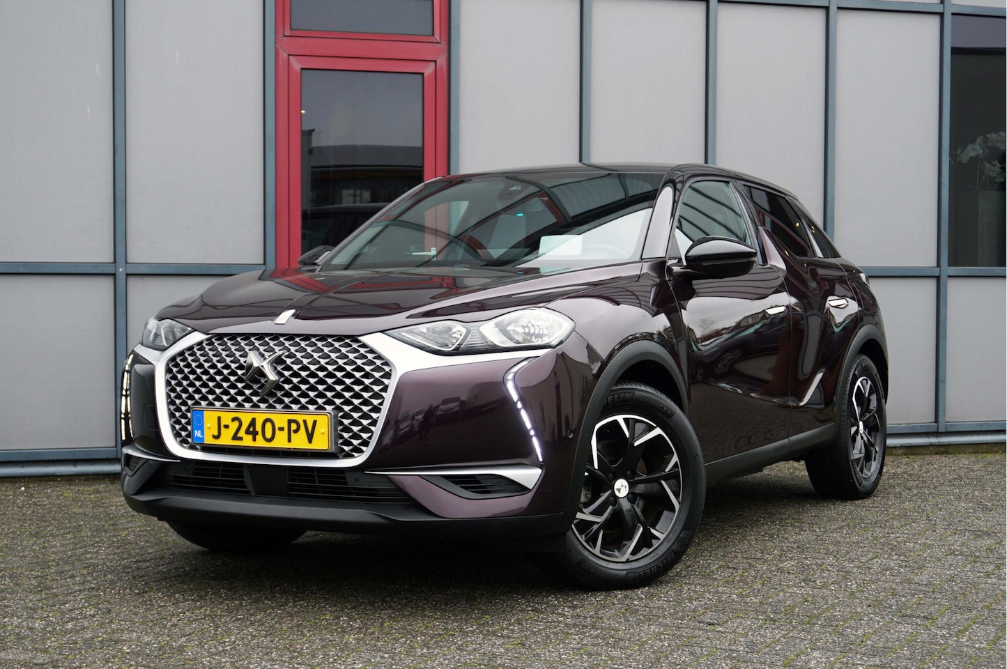DS 3 Crossback - E-Tense So Chic 50kWh SOH 96% 3-Fase - AutoWereld.nl