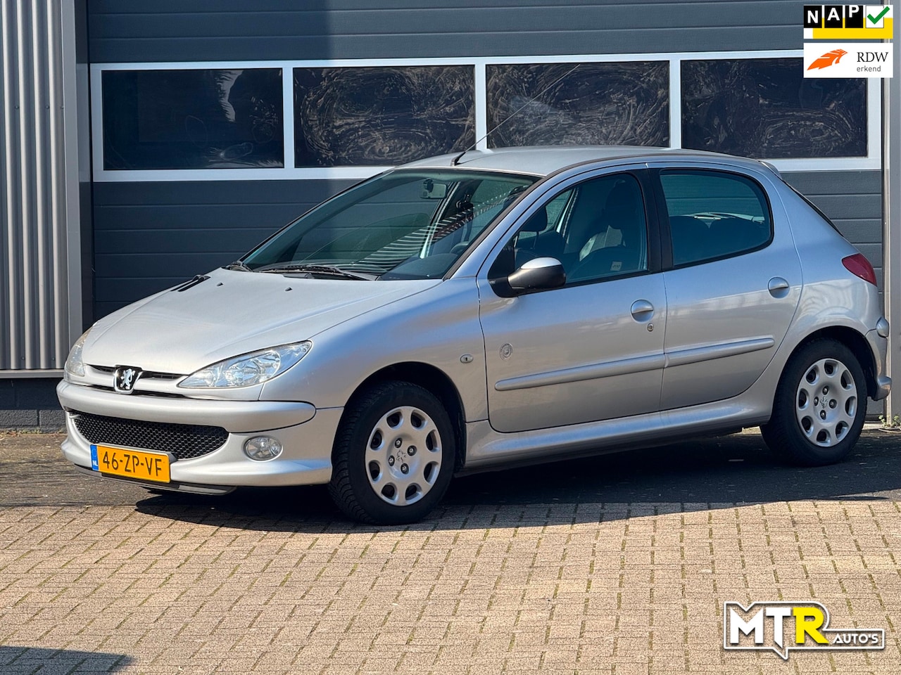 Peugeot 206 - 1.4 Génération 1e EIG|NAP|NWE APK - AutoWereld.nl