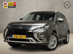 Mitsubishi Outlander - 2.4 PHEV Deluxe 225Pk Automaat (APPLE CARPLAY, GROOT NAVI, CAMERA, LEDER/ALCANTARA, STOELV