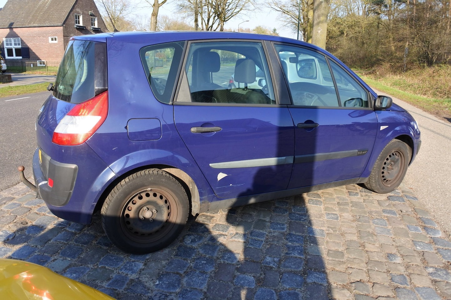 Renault Scénic - 1.6-16V Expression Comfort 5 drs apk 18-9-2026 - AutoWereld.nl
