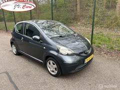 Toyota Aygo - 1.0-12V + weinig KM