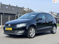 Volkswagen Polo - 1.2 TSI Highline 5DR*Apple/Carplay*Cruise*Stoelverwarming*Clima*LM velgen*Parkeersensoren