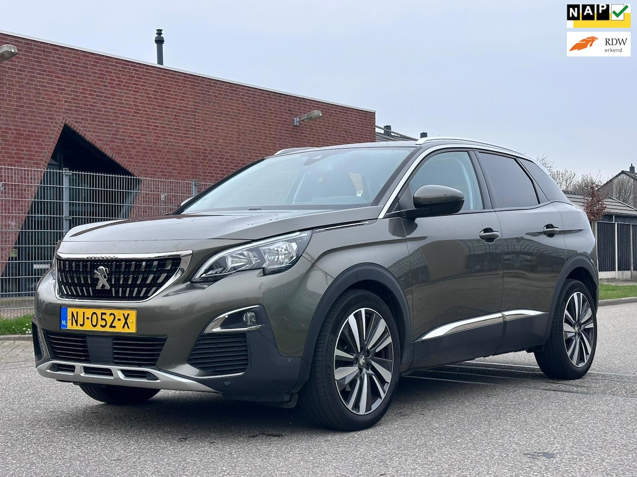 Peugeot 3008 - 1.2 PureTech Première 1e Eigenaar*Achteruit camera*NAP*Navigatie*Cruise*Clima*LM velgen*De - AutoWereld.nl