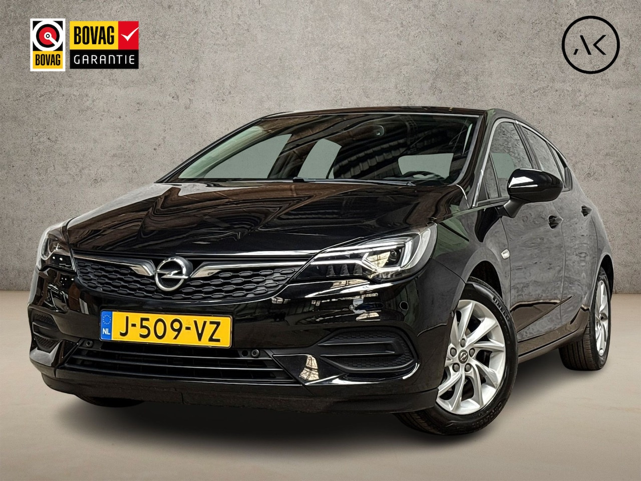 Opel Astra - 1.2 Elegance (APPLE CARPLAY, GROOT NAVI, CAMERA, LEDER, ADAPTIVE CRUISE, SPORTSTOELEN, KEY - AutoWereld.nl