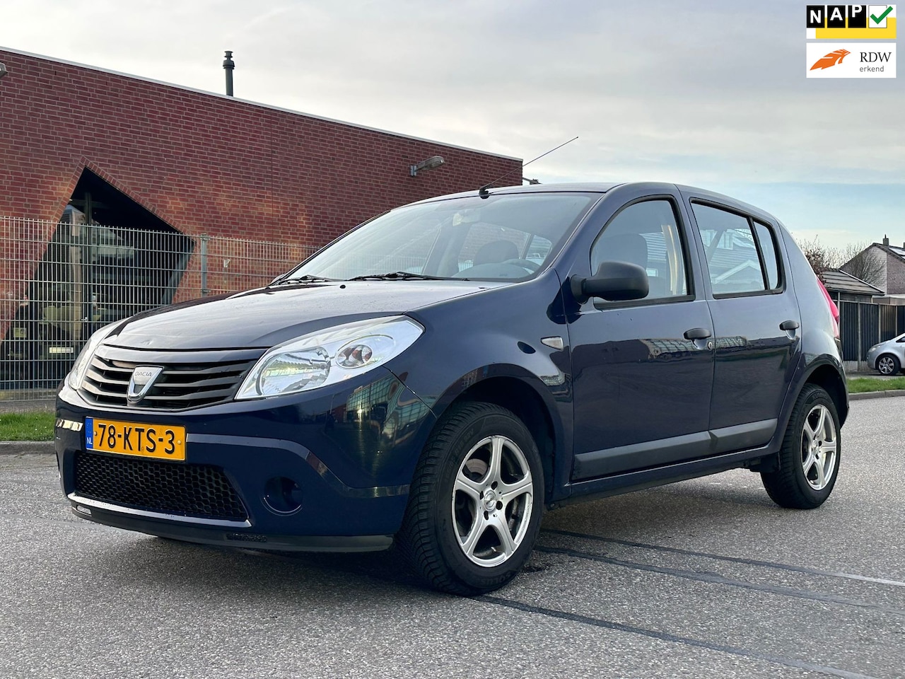 Dacia Sandero - 1.2 Ambiance 1e Eigenaar*Airco*12-02-2027 APK*NAP*LM velgen* - AutoWereld.nl