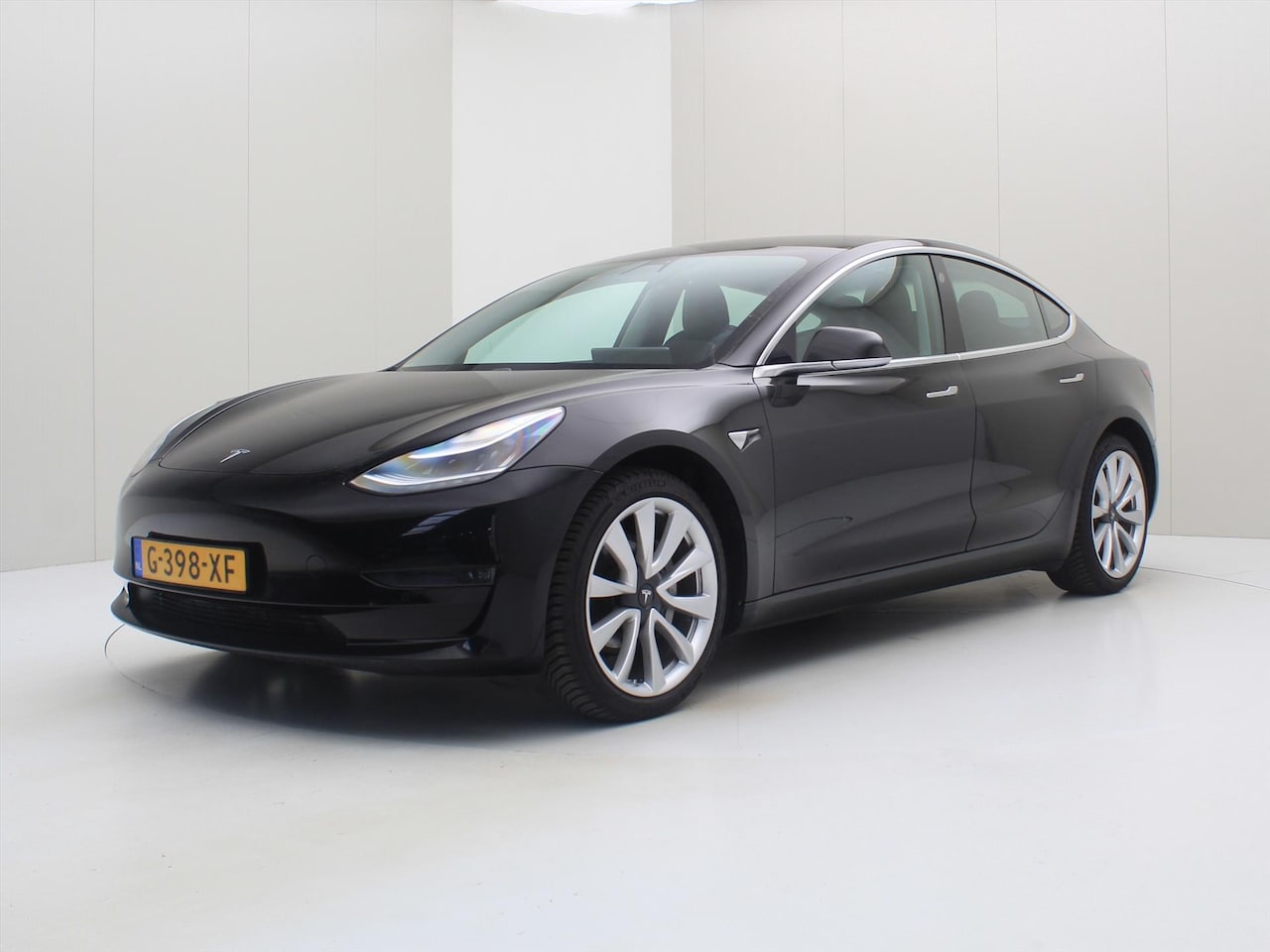 Tesla Model 3 - Long-Range AWD 351pk 75 kWh 87.4% [ AUTOPILOT+19 INCH+620KM WLTP+PREMIUM AUDIO ] - AutoWereld.nl