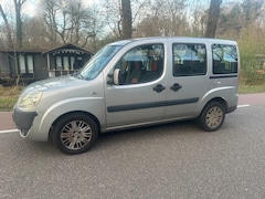 Fiat Doblò - 1.4 Family 7 PERSOONS AIRCO 2 SCHUIFDEUREN