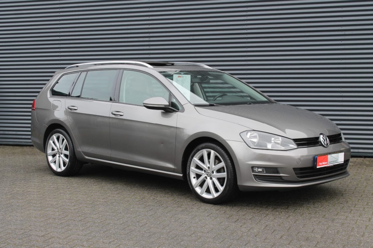 Volkswagen Golf - 1.2 TSi Sportief Uitgev. Golf Stationwagon Comfortline NAVIGATIE-PANORAMADAK - AutoWereld.nl