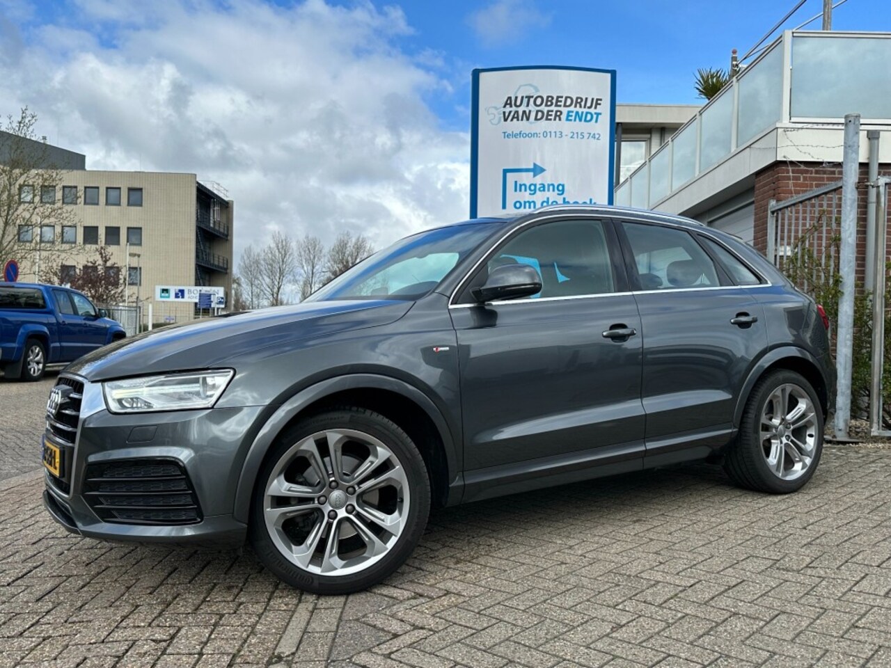 Audi Q3 - 1.4 TFSI CoD Sport Pro Line S  2x S-line  19'' Velgen Trekhaak  Camera  elec. kofferklep - AutoWereld.nl