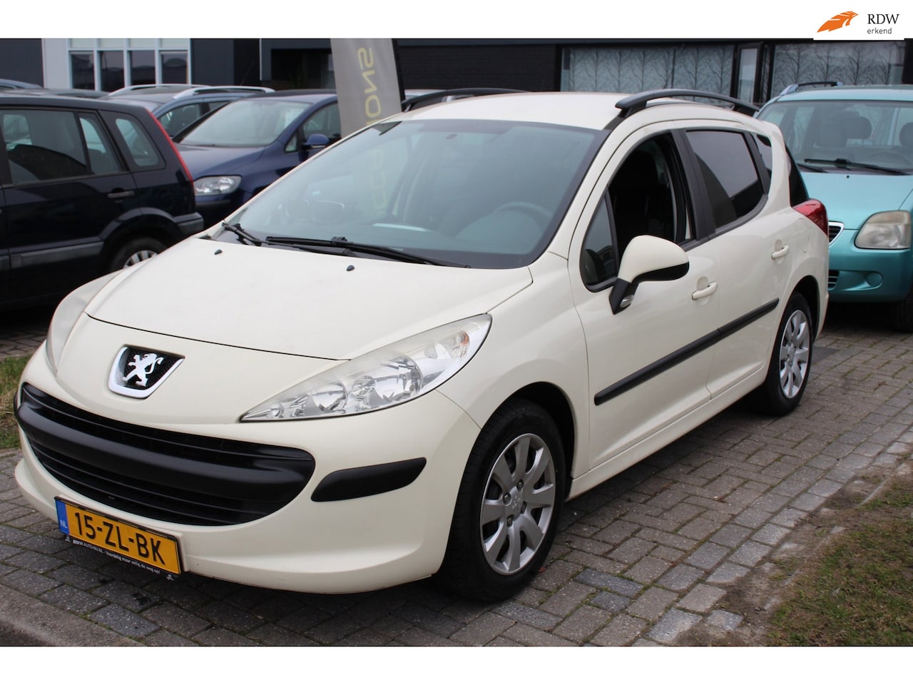 Peugeot 207 SW - 1.4 VTi X-line Airco Dealer onderhouden! Cruise Elec. pakket Trekhaak APK NAP - AutoWereld.nl