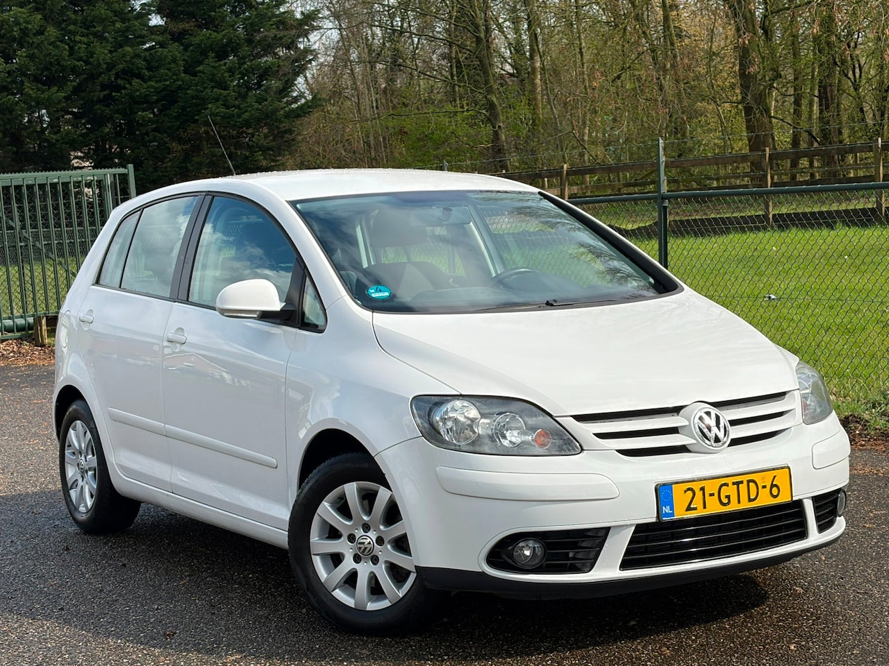 Volkswagen Golf Plus - 1.4 TSI Comfortline /Automaat/Trekhaak/Cruise/ - AutoWereld.nl