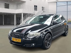 Audi A3 - 1.6 FSI Attraction/ VELGEN/ CRUISE