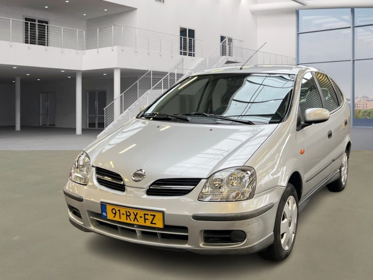 Nissan Almera Tino - 1.8 Visia/ LAAG KM - AutoWereld.nl