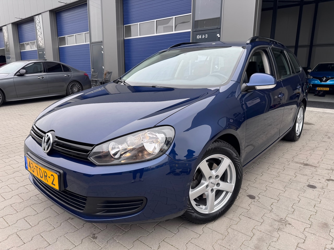 Volkswagen Golf Variant - 1.6 TDI Trendline BlueMotion carplay nap!! - AutoWereld.nl