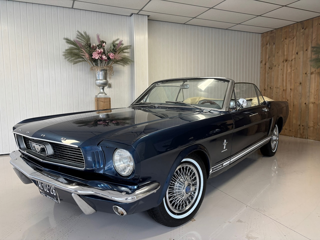 Ford Mustang - , CABRIO, 1966, PONY INTERIEUR, AUTOMAAT, ETC... - AutoWereld.nl
