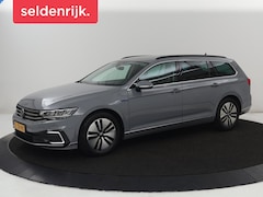 Volkswagen Passat - 1.4 TSI PHEV GTE Business | Adaptive Cruise | Stoelverwarming | Trekhaak | Carplay | Massa
