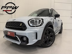 MINI Countryman - 2.0 Cooper SE ALL4 Untamed PANO/H&K/HEAD-UP/CAMERA/18"BLACK/MEMORY/SFEER/UNION-FLAG A.LICH