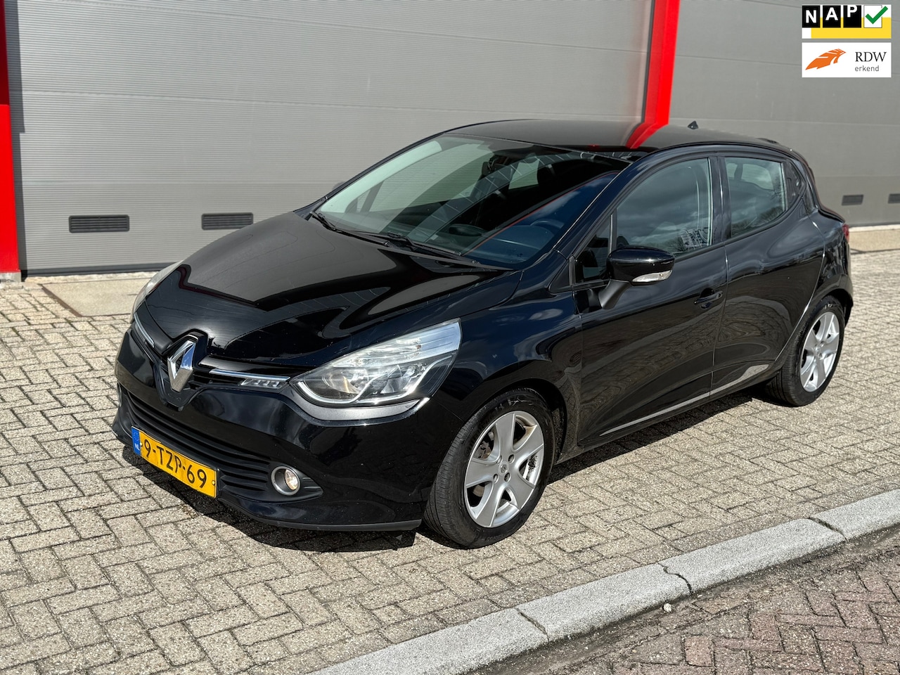 Renault Clio - 1.5 dCi ECO Expression - AutoWereld.nl