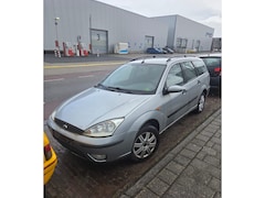 Ford Focus Wagon - 1.6 -16V Trend Automaat | Lees tekst
