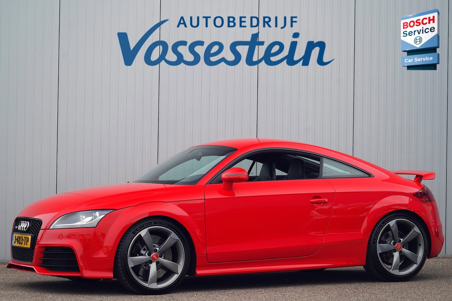 Audi TTRS - TT 2.5 T Plus / Handgeschakeld / Sportstoelen / Navi / Climate / Stoelverw. - AutoWereld.nl