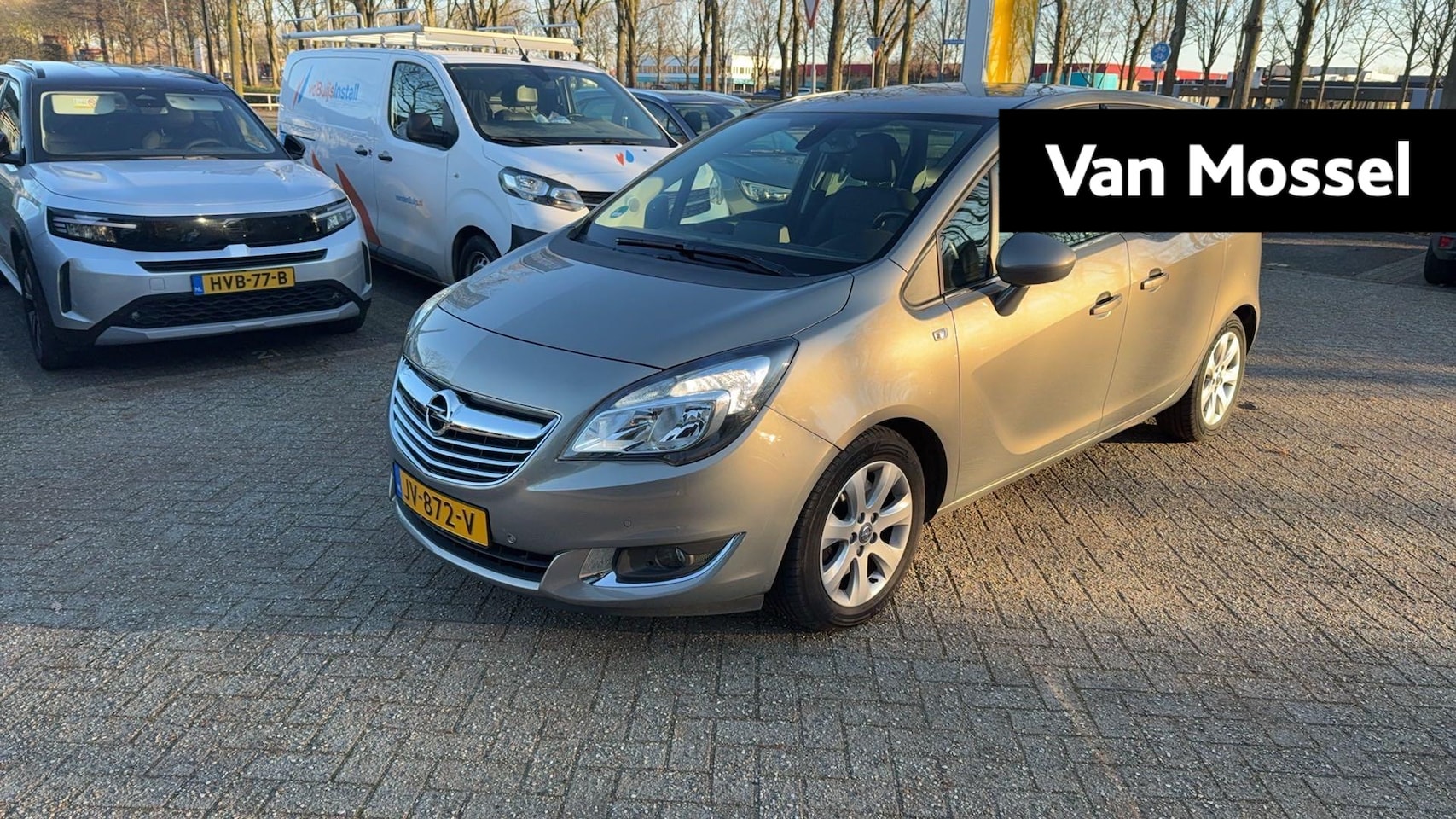 Opel Meriva - 1.4 Turbo Blitz | Parkeersensoren voor en achter | Trekhaak | Automaat | - AutoWereld.nl