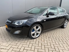 Opel Astra - 1.4 Turbo Edition