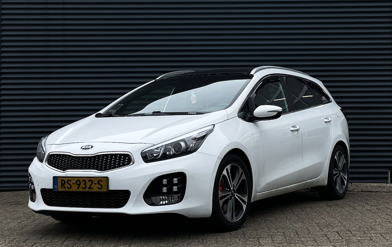 Kia Cee'd - Cee D Sportwagon 1.0 T-GDI GT-Line 120PK - AutoWereld.nl