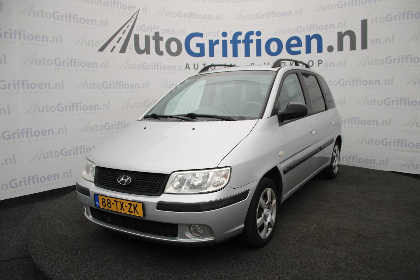 Hyundai Matrix - 1.6i Active Cool keurige MPV met trekhaak - AutoWereld.nl