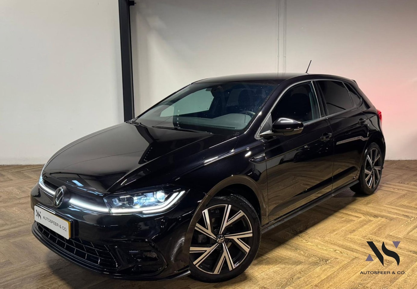 Volkswagen Polo - 1.0 TSI R-Line CAM CARPLAY PDC - AutoWereld.nl