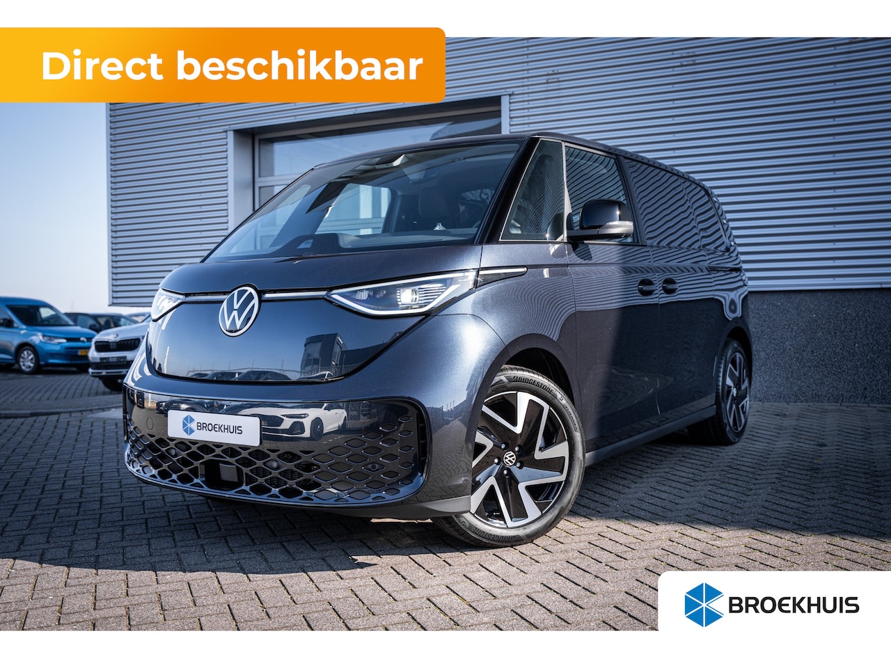 Volkswagen ID. Buzz Cargo - ID. Buzz Bulli Edition 4-Motion TREKHAAK - CAMERA - 340PK - AutoWereld.nl