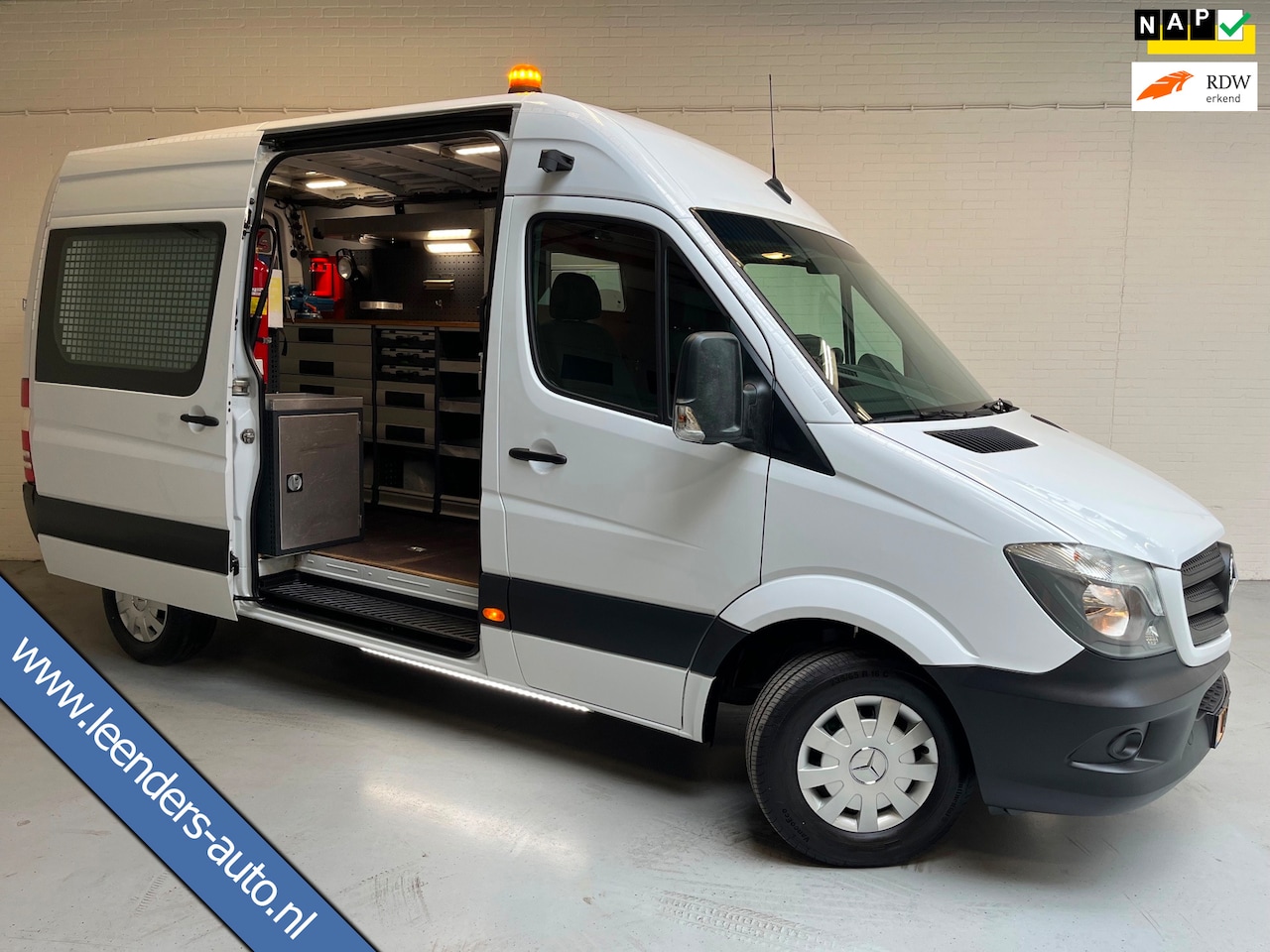 Mercedes-Benz Sprinter - Automaat Servicewagen 414 2.2 CDI 140pk euro6 366 HD BOTT Inrichting Victron V230 Standkac - AutoWereld.nl