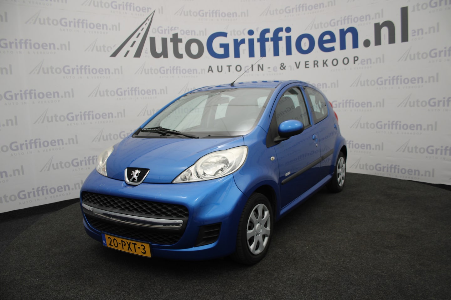 Peugeot 107 - 1.0-12V Millesim 200 nette 5-deurs met airco - AutoWereld.nl