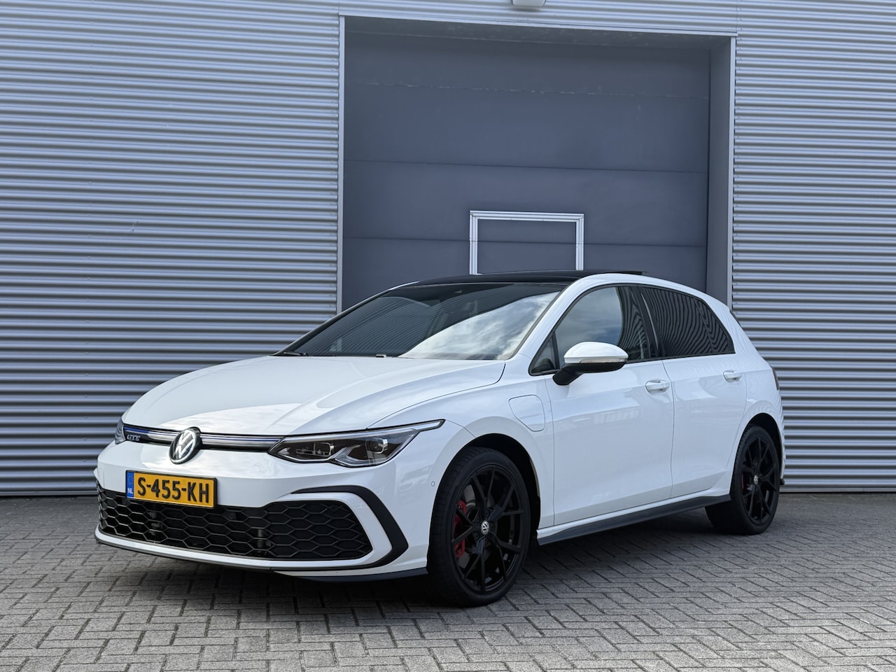 Volkswagen Golf - 1.4 eHybrid GTE I Aut. I Pano.dak I ACC I Navi - AutoWereld.nl