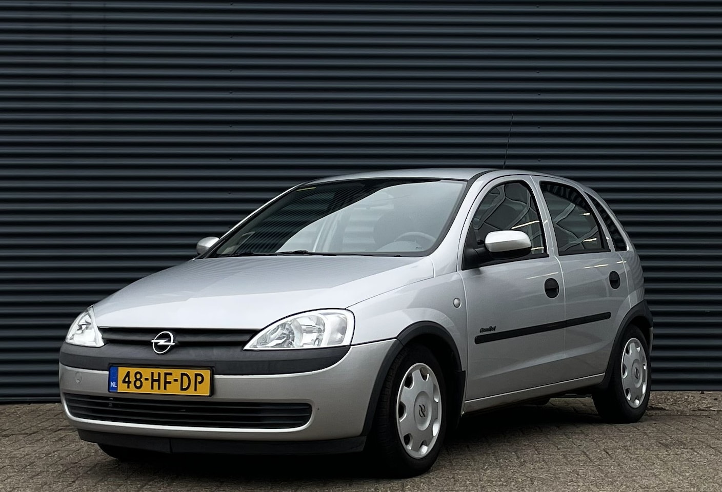 Opel Corsa - 1.4 Comfort 16V 5DRS/Airco/58000Km - AutoWereld.nl