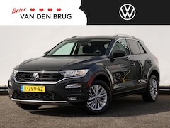 Volkswagen T-Roc - 1.5 TSI Style Business 150 pk | Navigatie | Adaptieve Cruise control | Elekt. Achterklep |