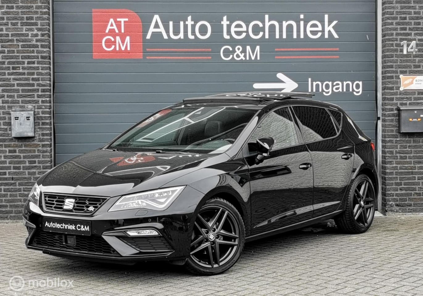 SEAT Leon - 1.5 TSI FR 150PK/DSG/ACC/PANO/CAMERA/BEATS/VIRTUAL - AutoWereld.nl