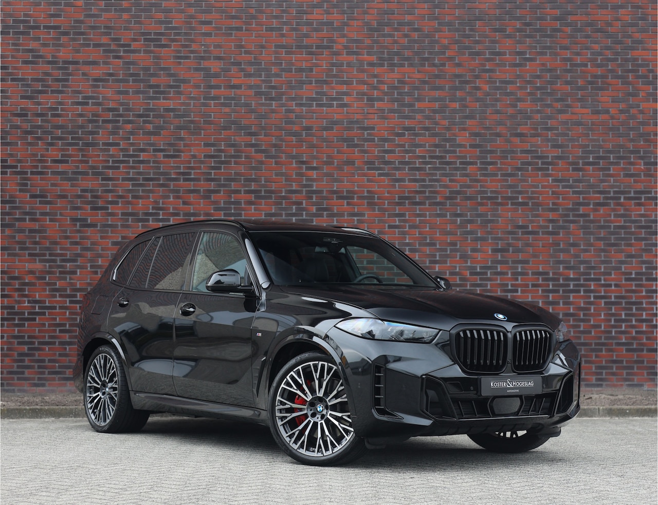 BMW X5 - 50e xDrive | Pano - Trekhaak - HUD - AutoWereld.nl
