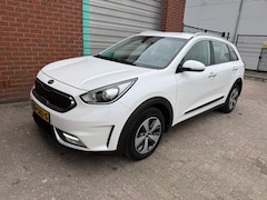 Kia Niro - 1.6 GDi Hybrid First Edition automaat NAV.+ Clima Bj:2016 NAP