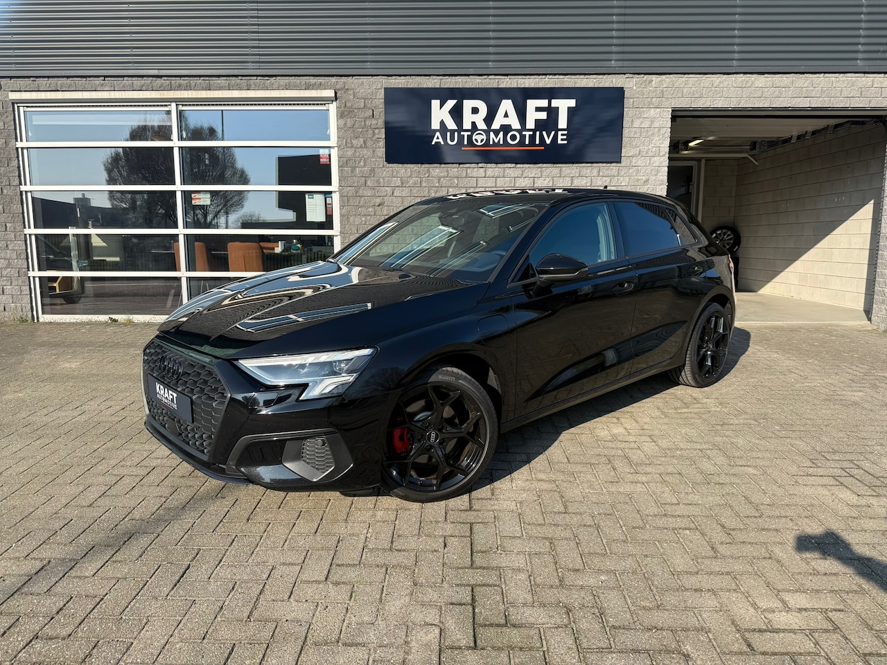 Audi A3 Sportback - 40 TFSI e S Edition | All Black | HUD | B&O | Matrix LED | Camera | 12MND Garantie | - AutoWereld.nl