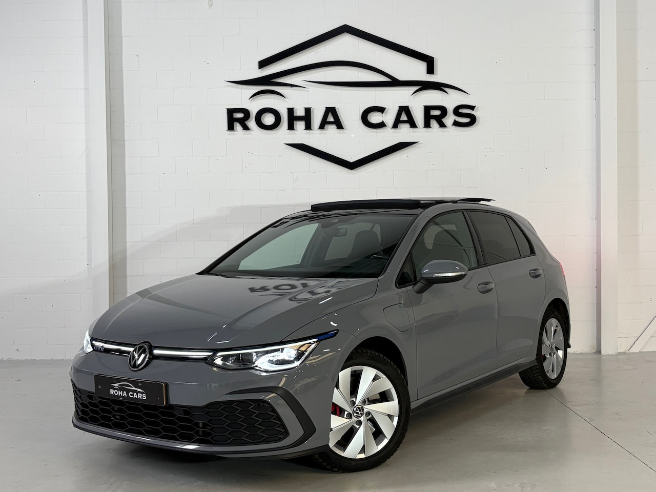 Volkswagen Golf - 1.4 eHybrid GTE HUD*Cam*Side-assist - AutoWereld.nl